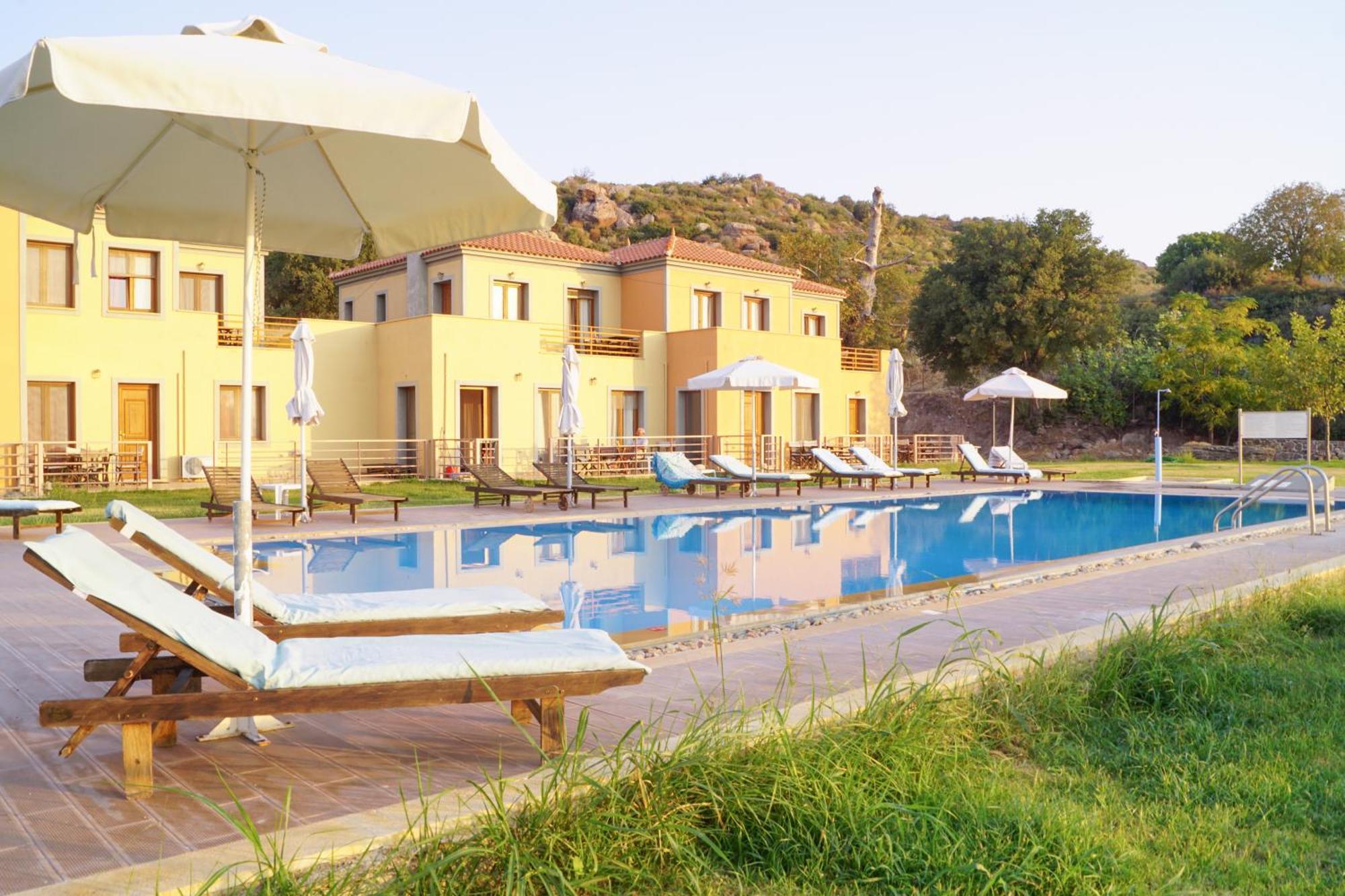 Molivos Sunset Apartments Mithymna Exterior photo